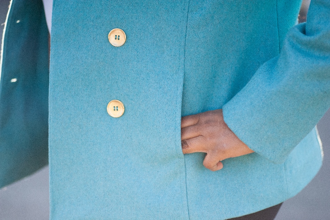 Vogue 1467 Button Details